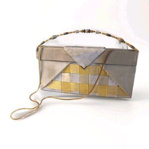 BO's ART LOS ANGELES "THE OPERA COLLECTION" HANDBAG, SILVER GOLD METALLIC MESH